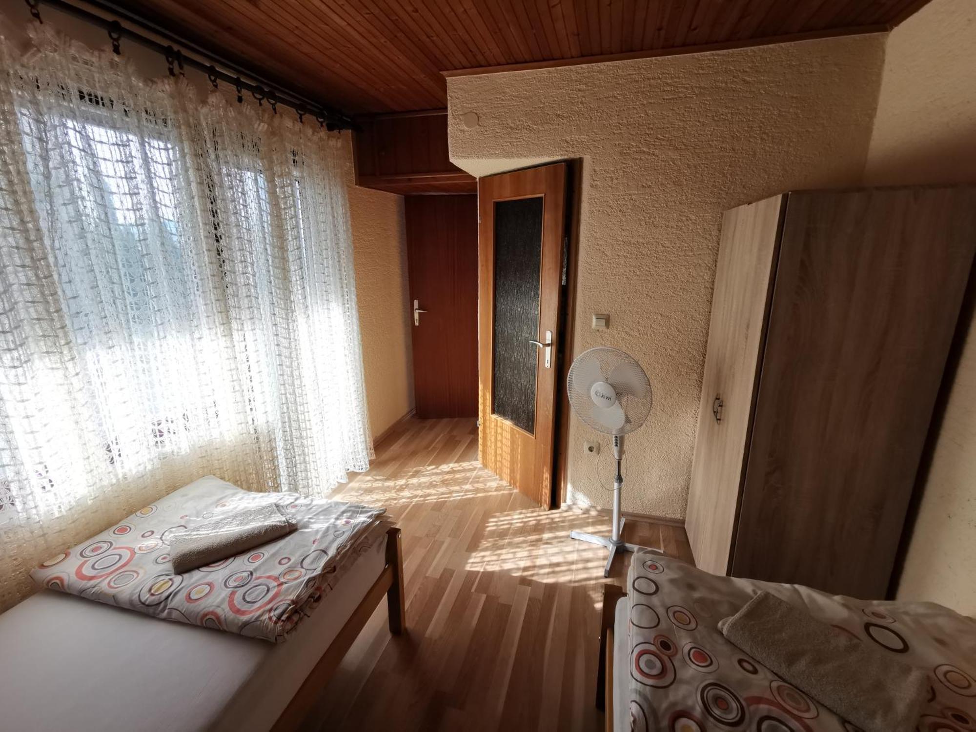 Guest House Dijana Kraljevica Extérieur photo